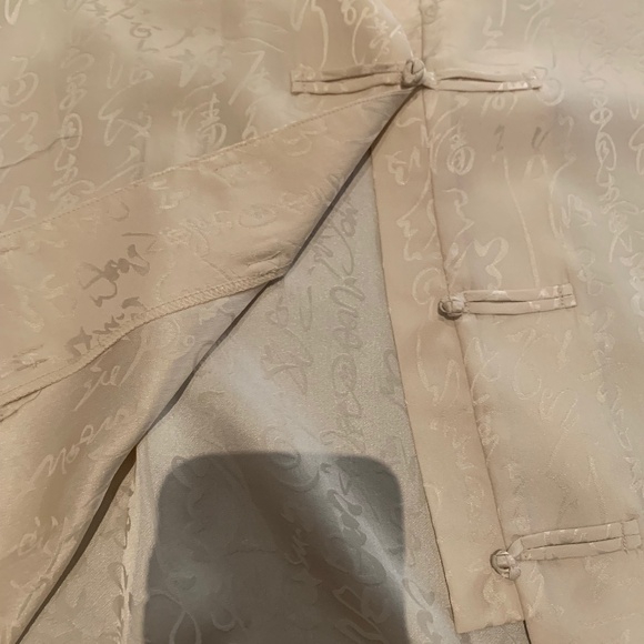 Women's silk blouse - Picture 3 of 8